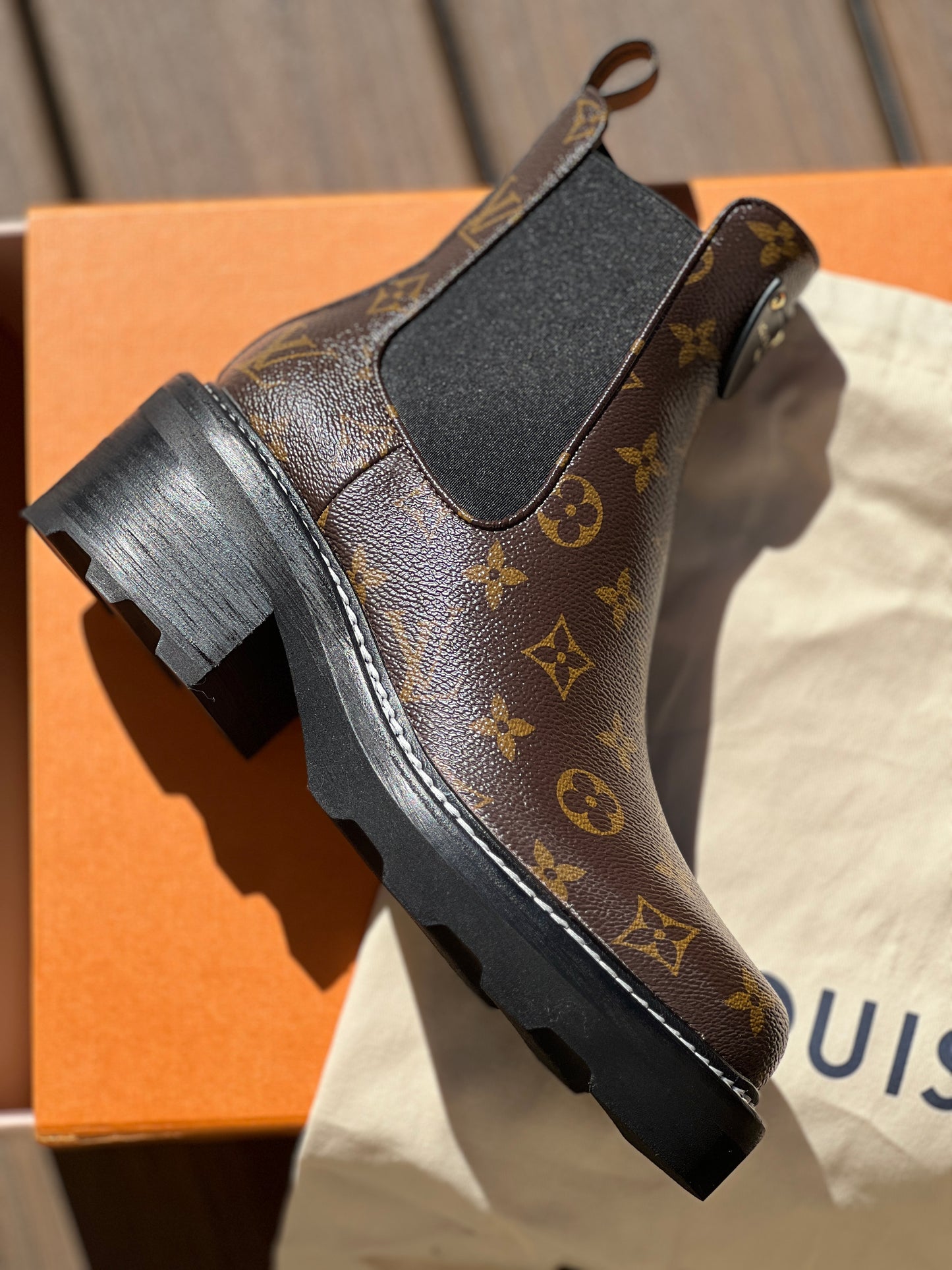 LV Women's Beaubourg Chelsea Ankle Boots Patent Monogram Canvas